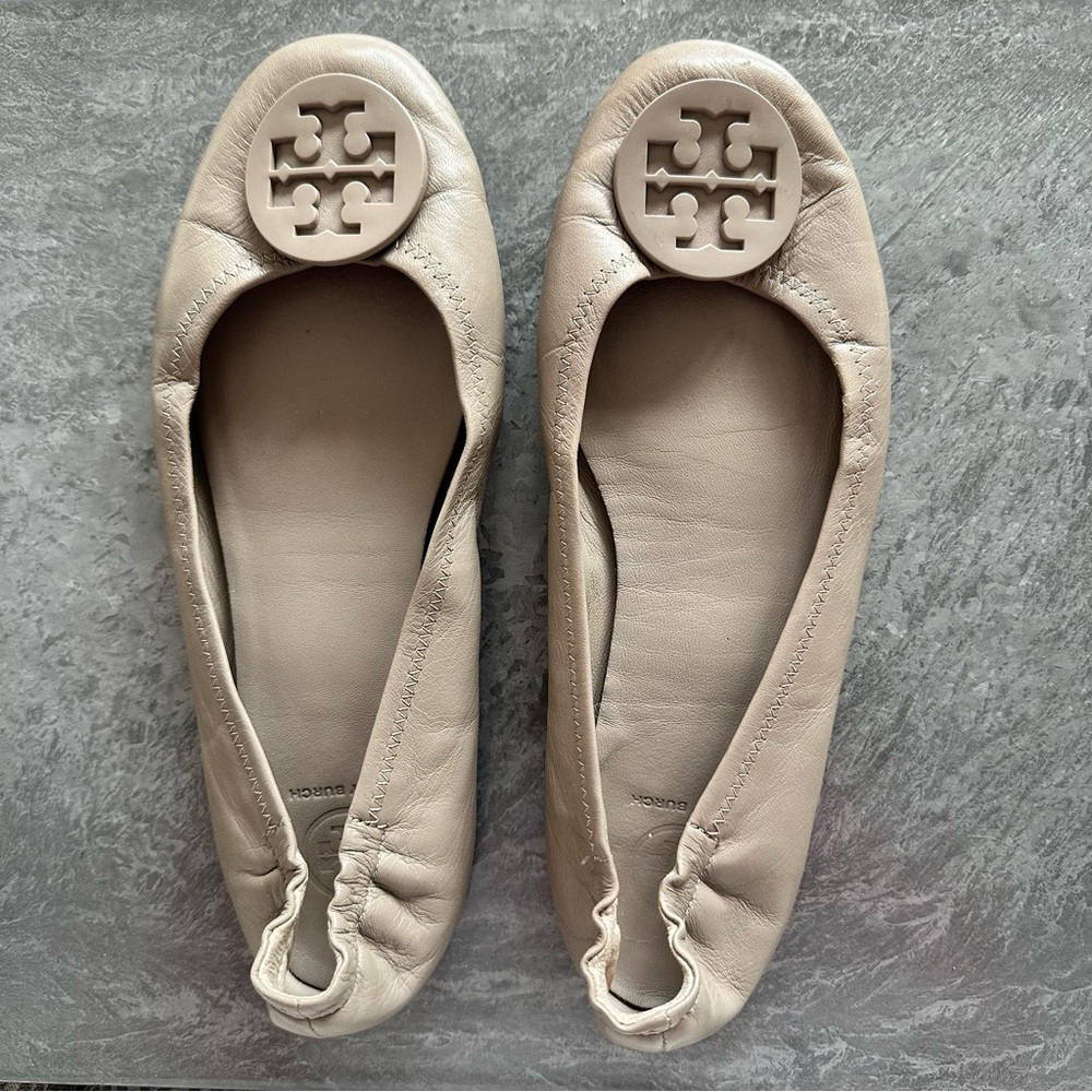Tory Burch Soft Leather logo flats